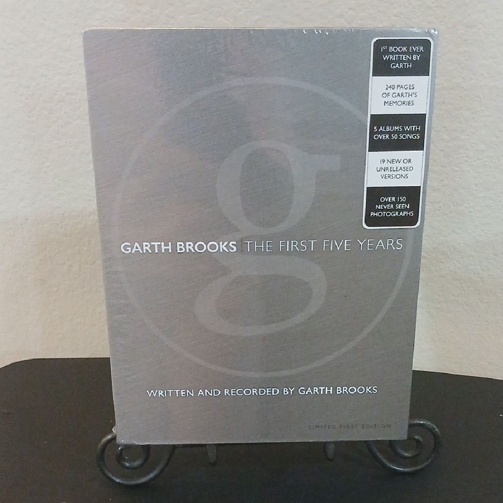 Garth Brooks Anthology NIP